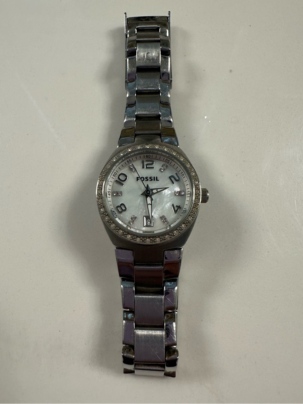 Fossil Silver AM 4141 Tone Watch with Mother-of-Pearl Dial